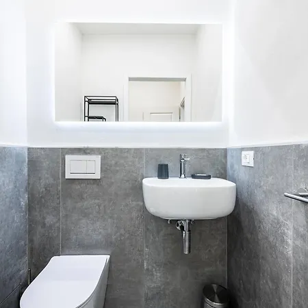 Fortezza Da - Center 5 Min & Patio Apartment *