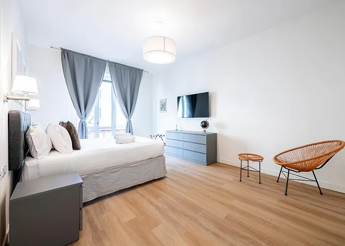 Fortezza Da - Center 5 Min & Patio *